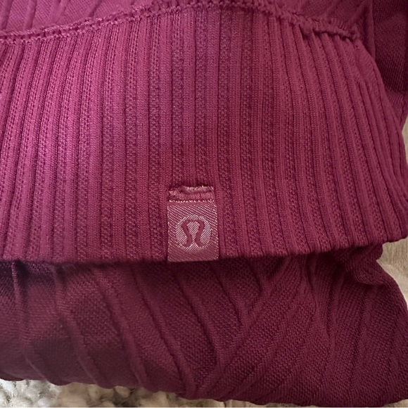 Lululemon Rest Less Pullover Magenta Size 4 - Picture 6 of 13